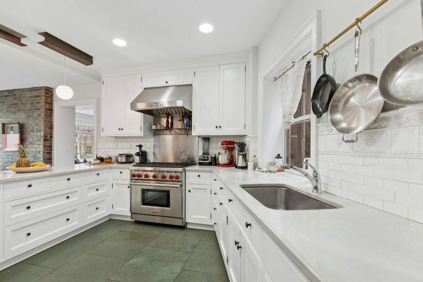 West Village, New York, 10014, United States, 8 Bedrooms Bedrooms, ,7 BathroomsBathrooms,Residential,For Sale,1807916