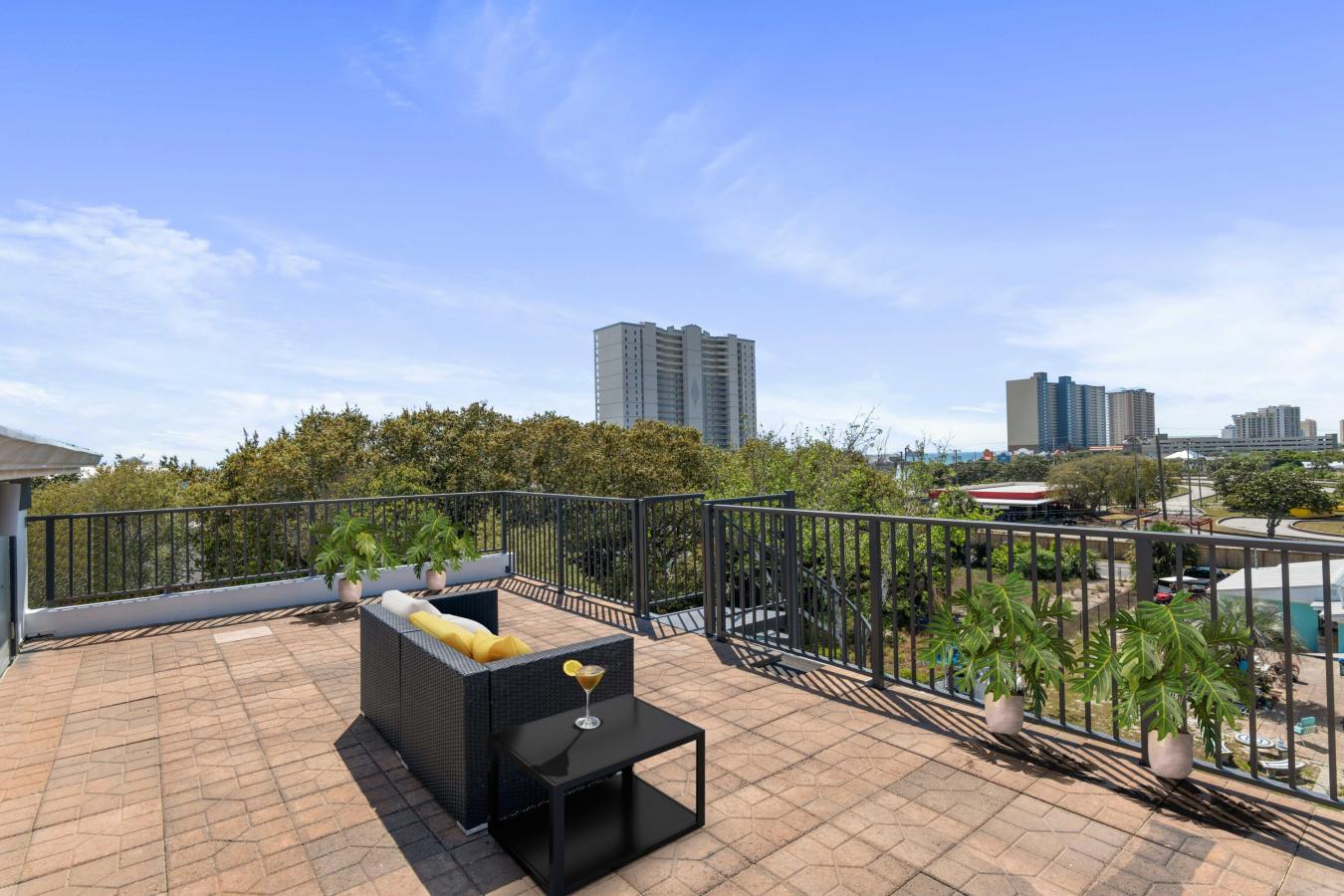 Panama City Beach, Florida, 32413, United States, 6 Bedrooms Bedrooms, ,2 BathroomsBathrooms,Residential,For Sale,1811673