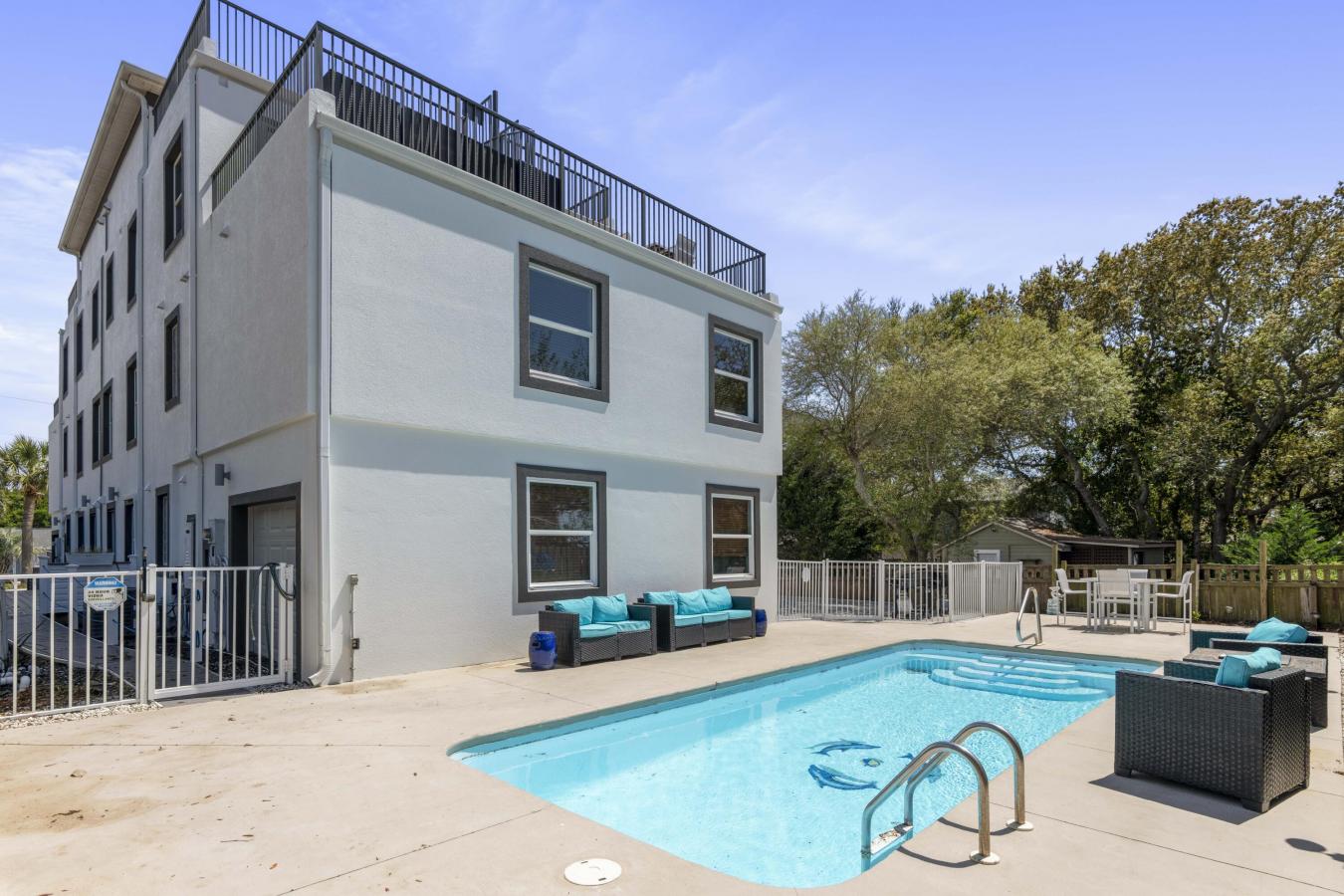 Panama City Beach, Florida, 32413, United States, 6 Bedrooms Bedrooms, ,2 BathroomsBathrooms,Residential,For Sale,1811673