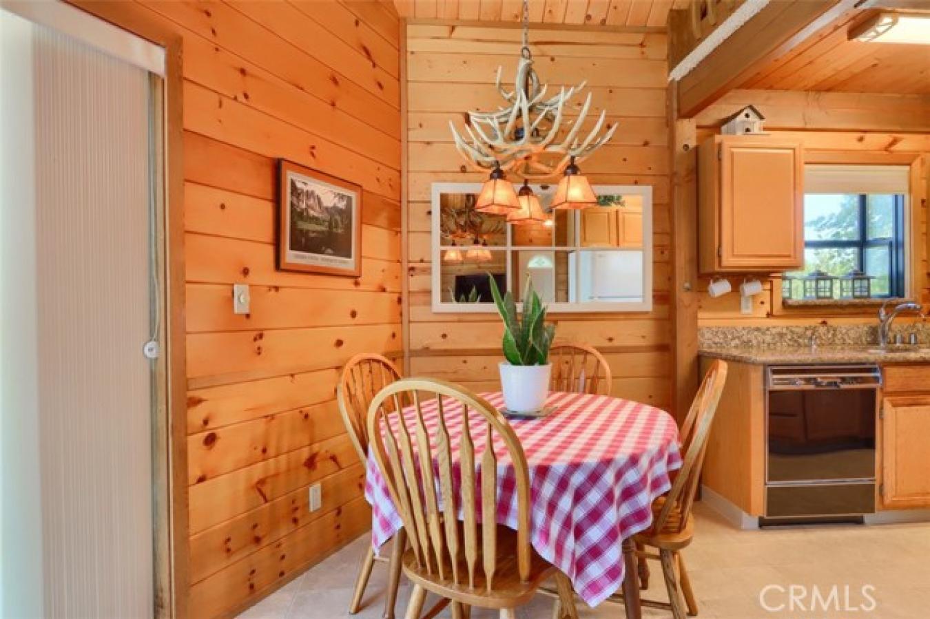 Mariposa, California, 95338, United States, 2 Bedrooms Bedrooms, ,2 BathroomsBathrooms,Residential,For Sale,1811659