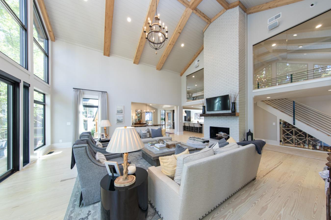 Lavonia, Georgia, 30553, United States, 3 Bedrooms Bedrooms, ,3 BathroomsBathrooms,Residential,For Sale,1807898