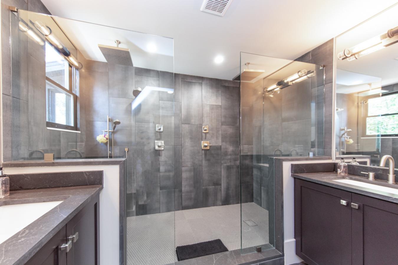 Lavonia, Georgia, 30553, United States, 3 Bedrooms Bedrooms, ,3 BathroomsBathrooms,Residential,For Sale,1807898