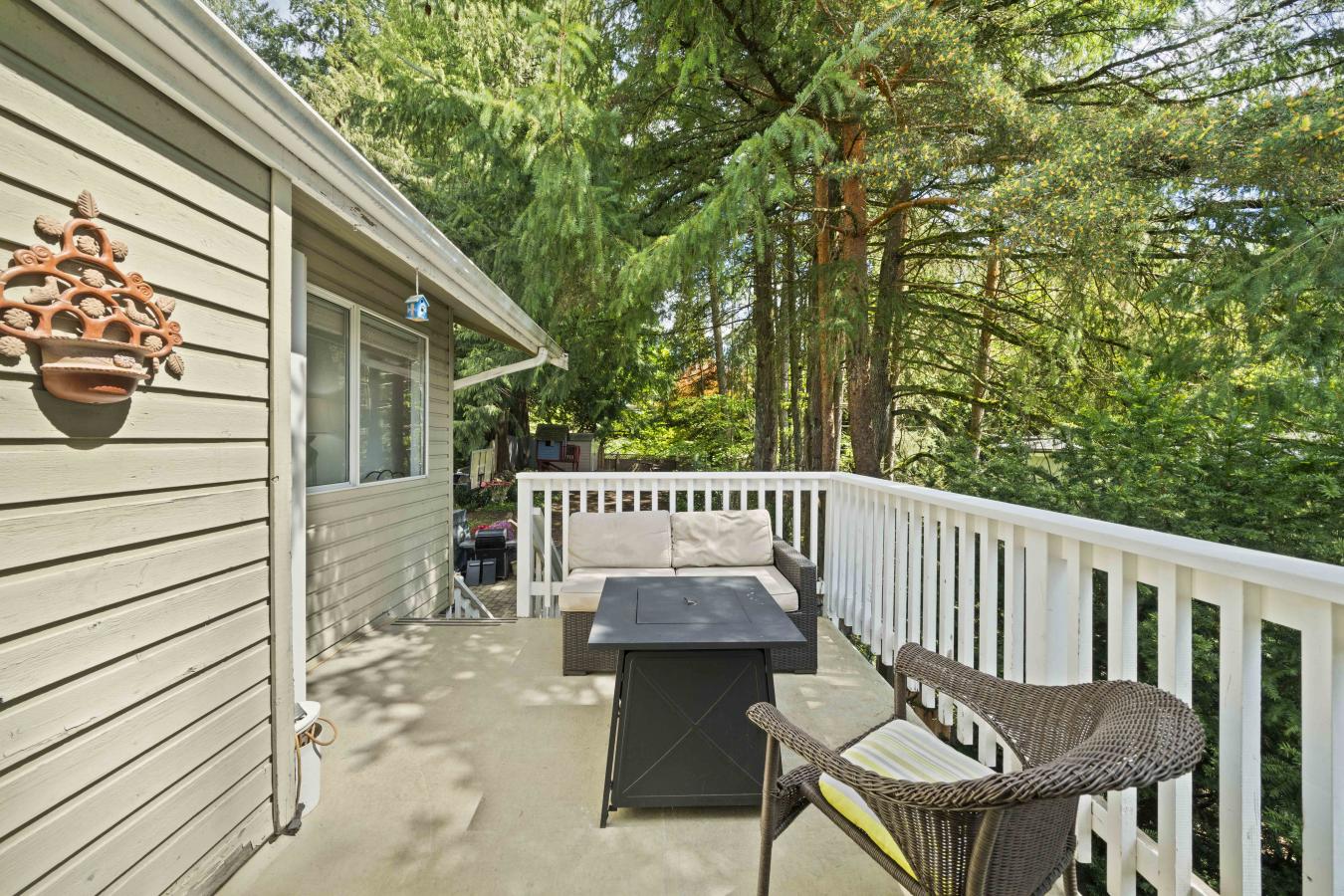 North Vancouver, BC, V7N 1V8, Canada, 5 Bedrooms Bedrooms, ,3 BathroomsBathrooms,Residential,For Sale,1811658