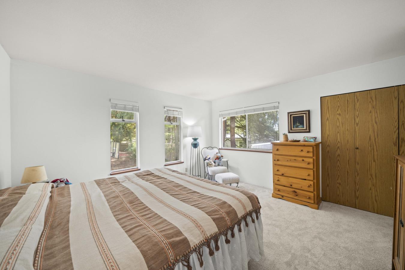 North Vancouver, BC, V7N 1V8, Canada, 5 Bedrooms Bedrooms, ,3 BathroomsBathrooms,Residential,For Sale,1811658