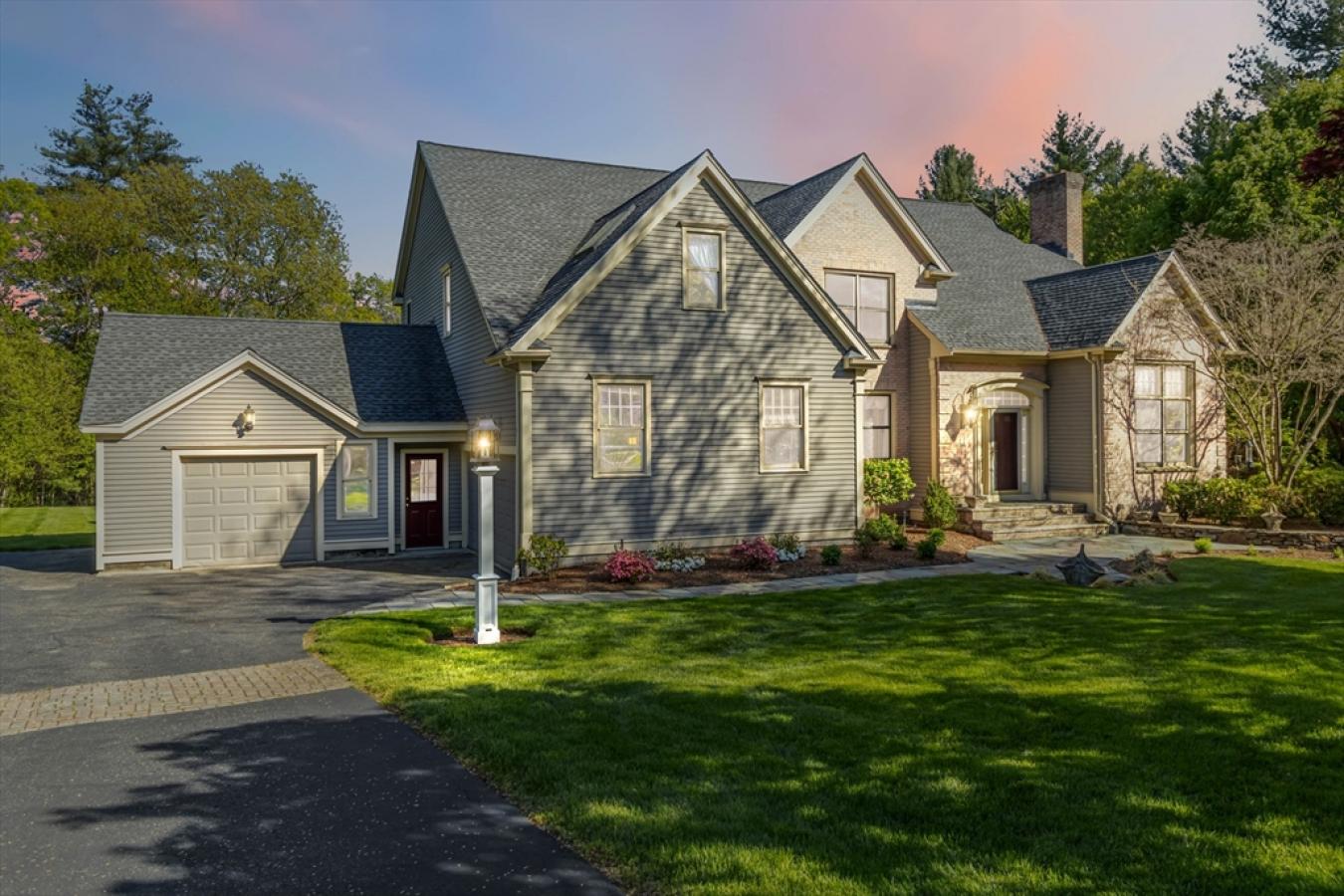 Southborough, Massachusetts, 01772, United States, 4 Bedrooms Bedrooms, ,3 BathroomsBathrooms,Residential,For Sale,1811648 Southborough, Massachusetts, 01772, United States, 4 Bedrooms Bedrooms, ,3 BathroomsBathrooms,Residential,For Sale,1811648