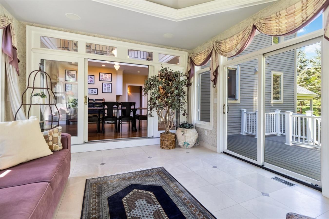 Southborough, Massachusetts, 01772, United States, 4 Bedrooms Bedrooms, ,3 BathroomsBathrooms,Residential,For Sale,1811648