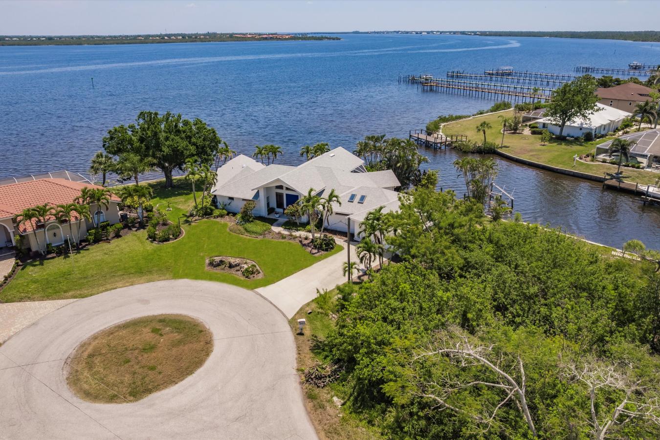 Port Charlotte, Charlotte, 33981, United States, 3 Bedrooms Bedrooms, ,2 BathroomsBathrooms,Residential,For Sale,1807896