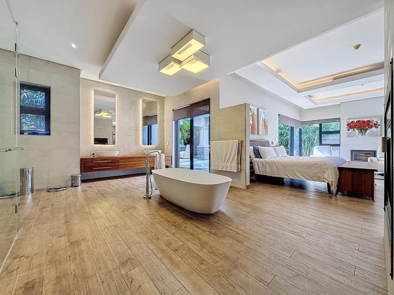 Pretoria, 0059, South Africa, 7 Bedrooms Bedrooms, ,7 BathroomsBathrooms,Residential,For Sale,1811639