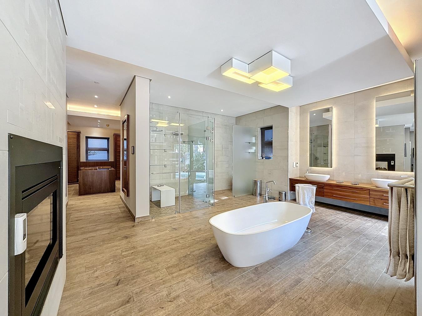 Pretoria, 0059, South Africa, 7 Bedrooms Bedrooms, ,7 BathroomsBathrooms,Residential,For Sale,1811639