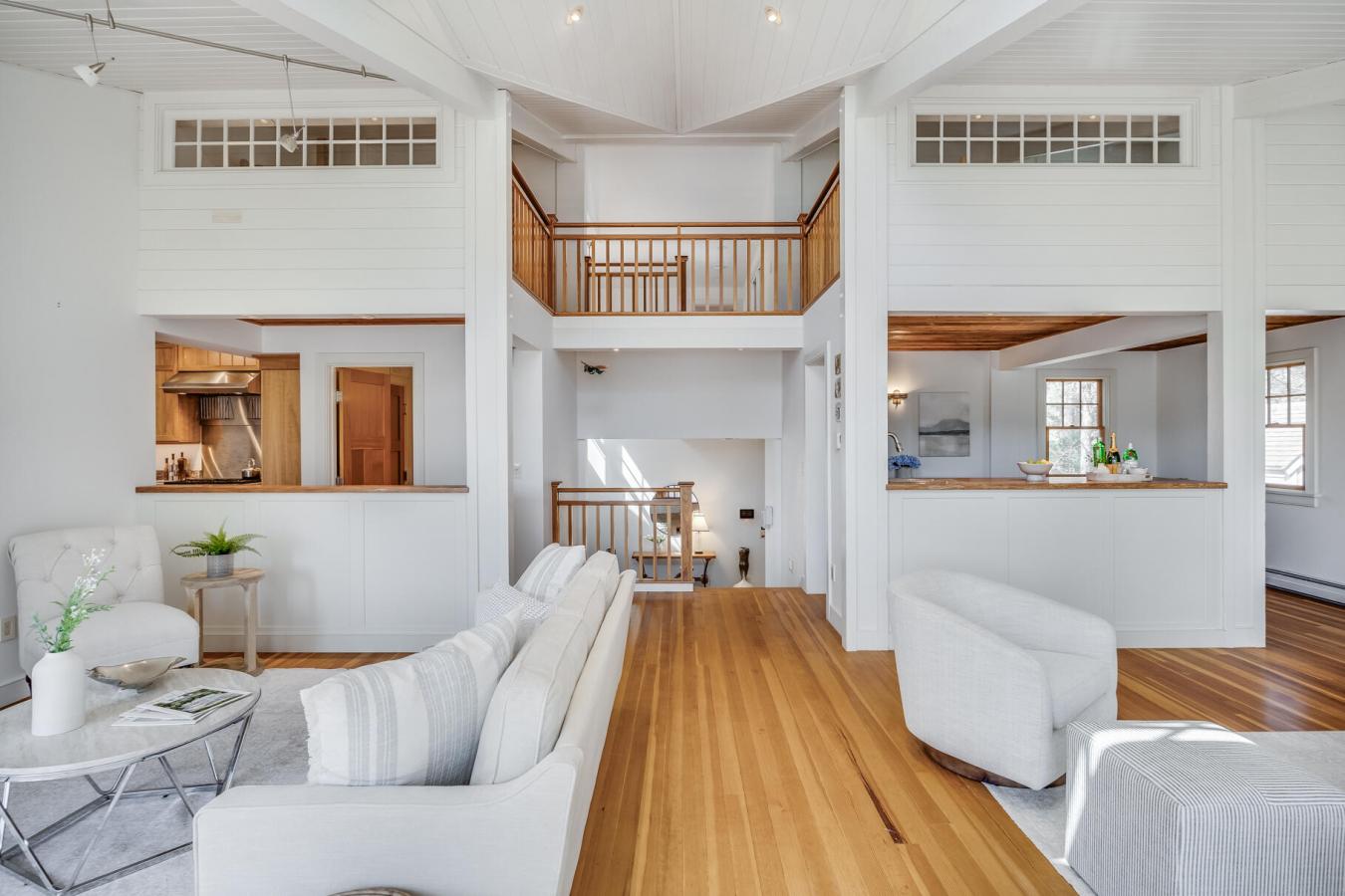 Orleans, Massachusetts, 02653, United States, 3 Bedrooms Bedrooms, ,3 BathroomsBathrooms,Residential,For Sale,1811635