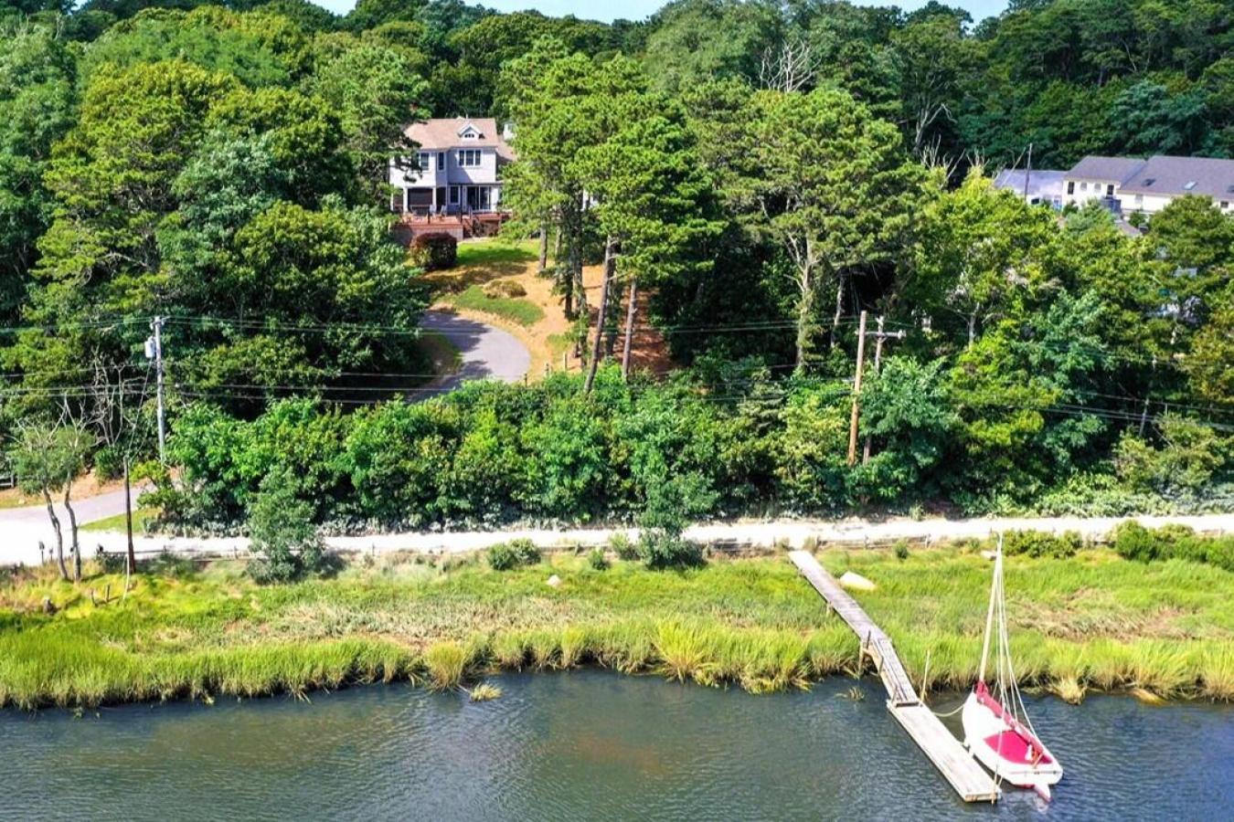 Orleans, Massachusetts, 02653, United States, 3 Bedrooms Bedrooms, ,3 BathroomsBathrooms,Residential,For Sale,1811635