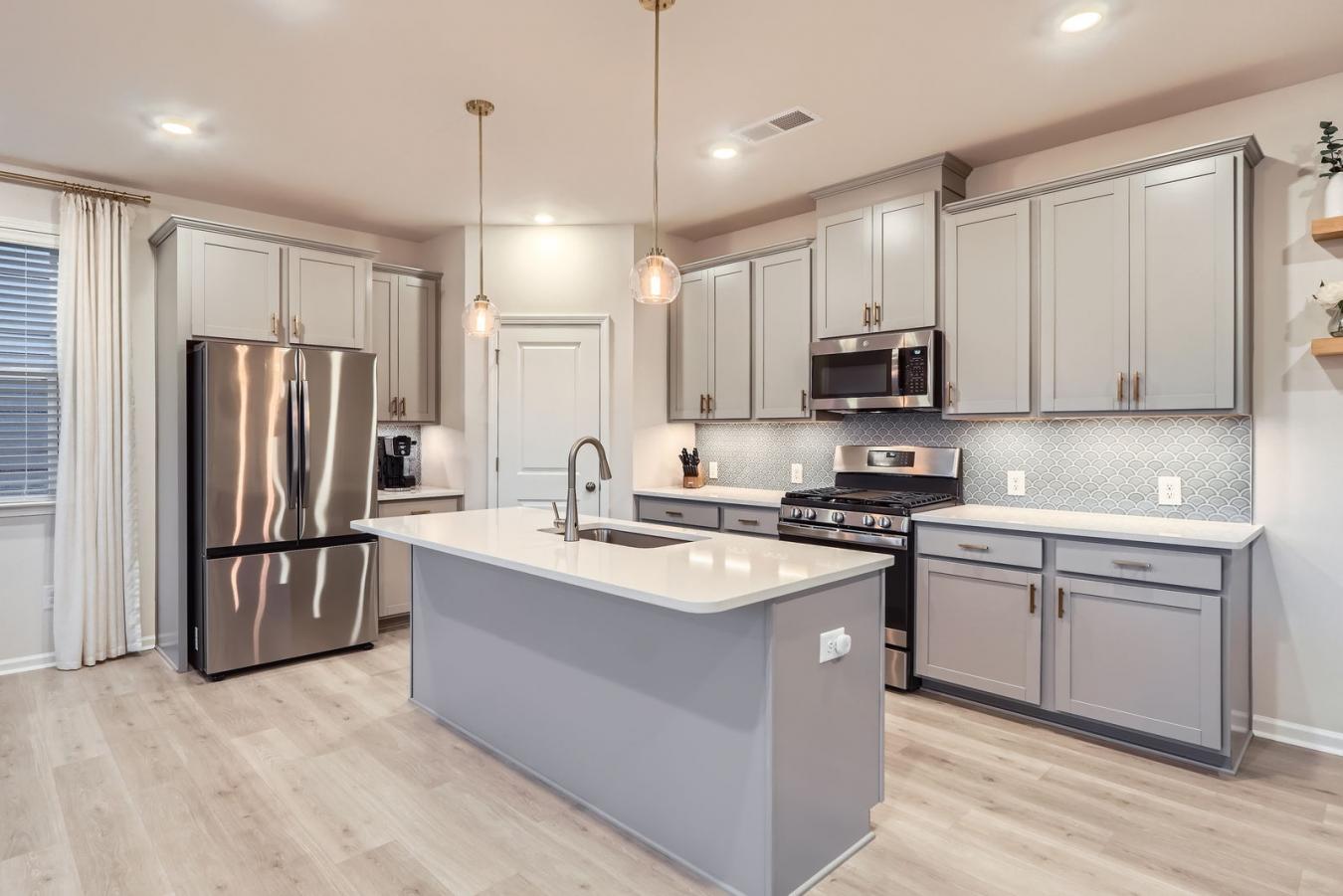 Charlotte, North Carolina, 28278, United States, 5 Bedrooms Bedrooms, ,3 BathroomsBathrooms,Residential,For Sale,1811634