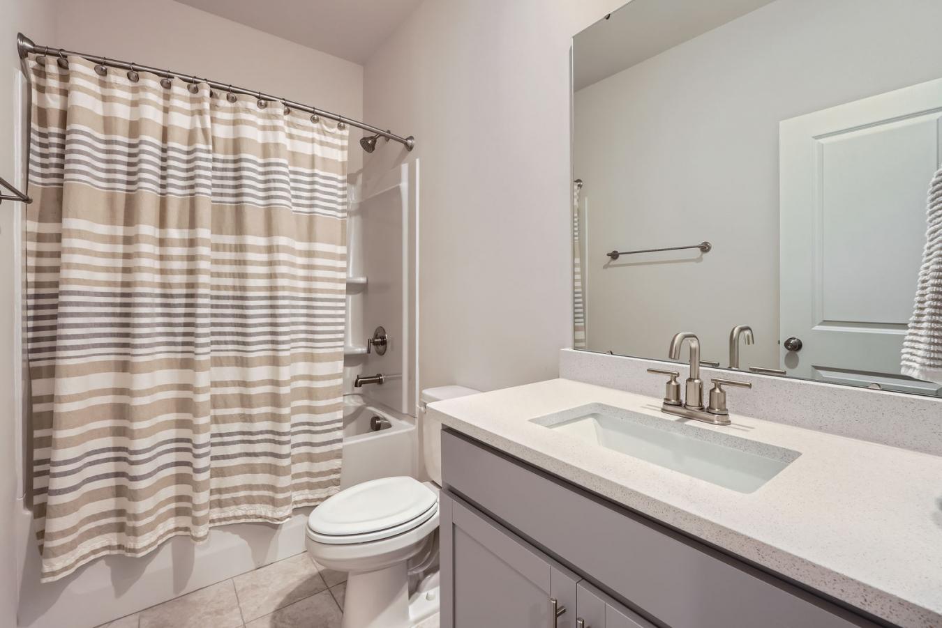 Charlotte, North Carolina, 28278, United States, 5 Bedrooms Bedrooms, ,3 BathroomsBathrooms,Residential,For Sale,1811634