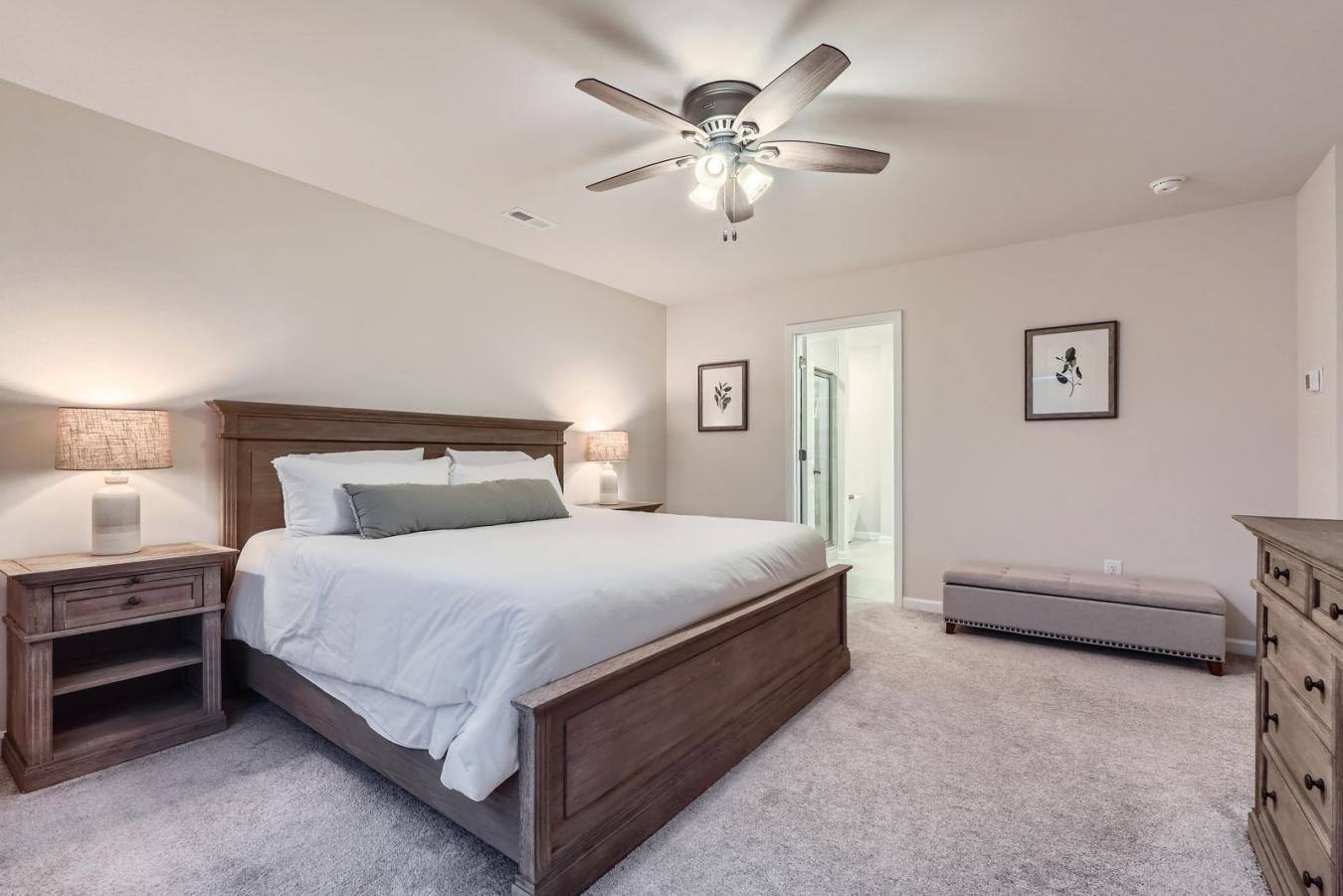 Charlotte, North Carolina, 28278, United States, 5 Bedrooms Bedrooms, ,3 BathroomsBathrooms,Residential,For Sale,1811634