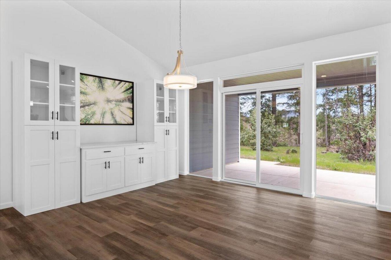 Merlin, Josephine, 97532, United States, 4 Bedrooms Bedrooms, ,2 BathroomsBathrooms,Residential,For Sale,1820295