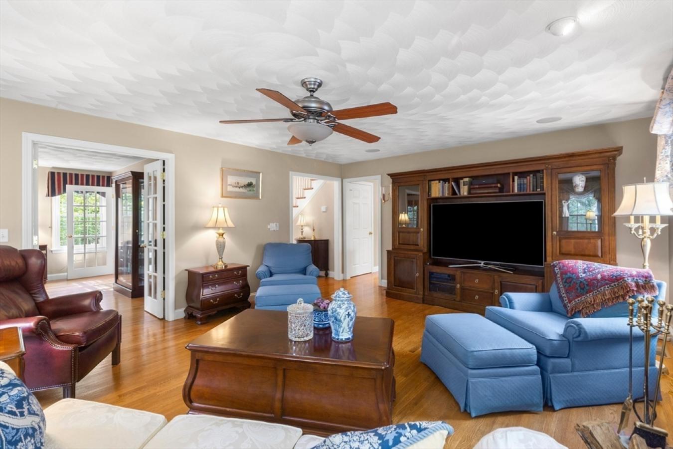 Ipswich, Essex, 01938, United States, 4 Bedrooms Bedrooms, ,3 BathroomsBathrooms,Residential,For Sale,1820293