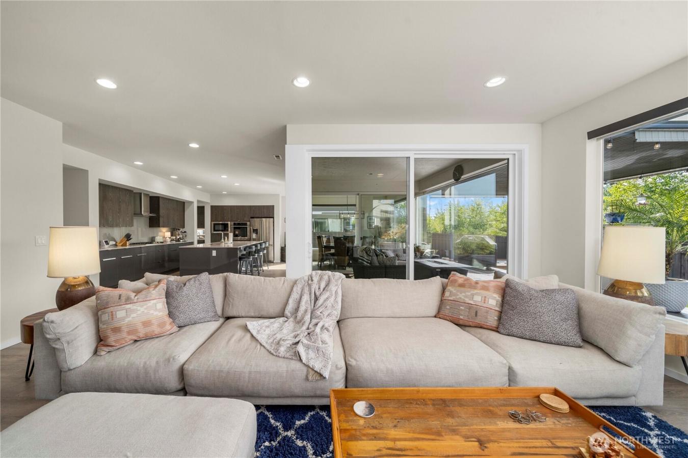Bonney Lake, Washington, 98391, United States, 4 Bedrooms Bedrooms, ,3 BathroomsBathrooms,Residential,For Sale,1820290