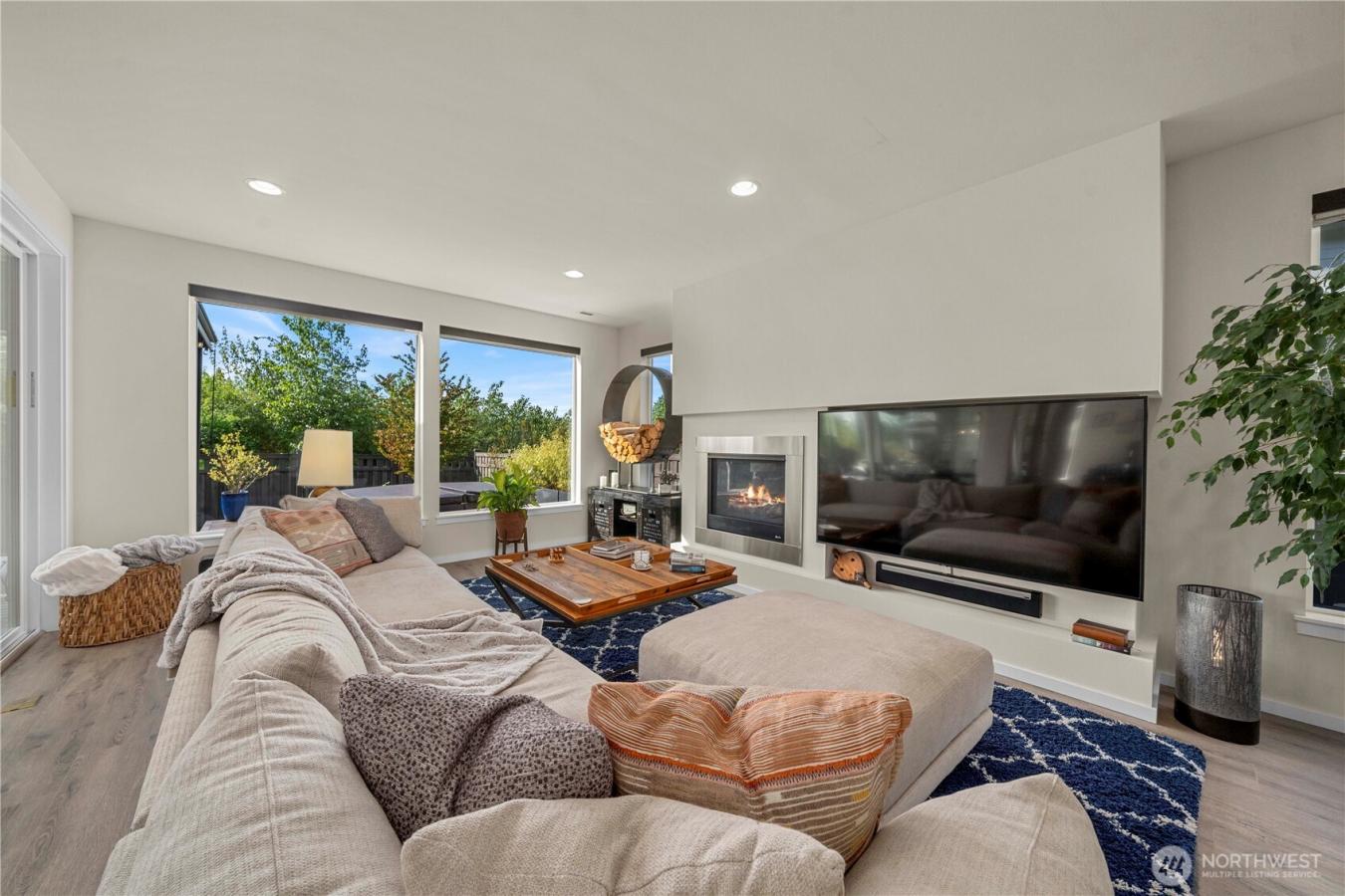 Bonney Lake, Washington, 98391, United States, 4 Bedrooms Bedrooms, ,3 BathroomsBathrooms,Residential,For Sale,1820290