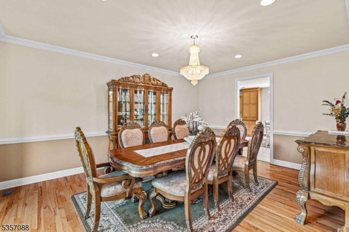 Montville Twp., Morris, 07045, United States, 6 Bedrooms Bedrooms, ,4 BathroomsBathrooms,Residential,For Sale,1820750