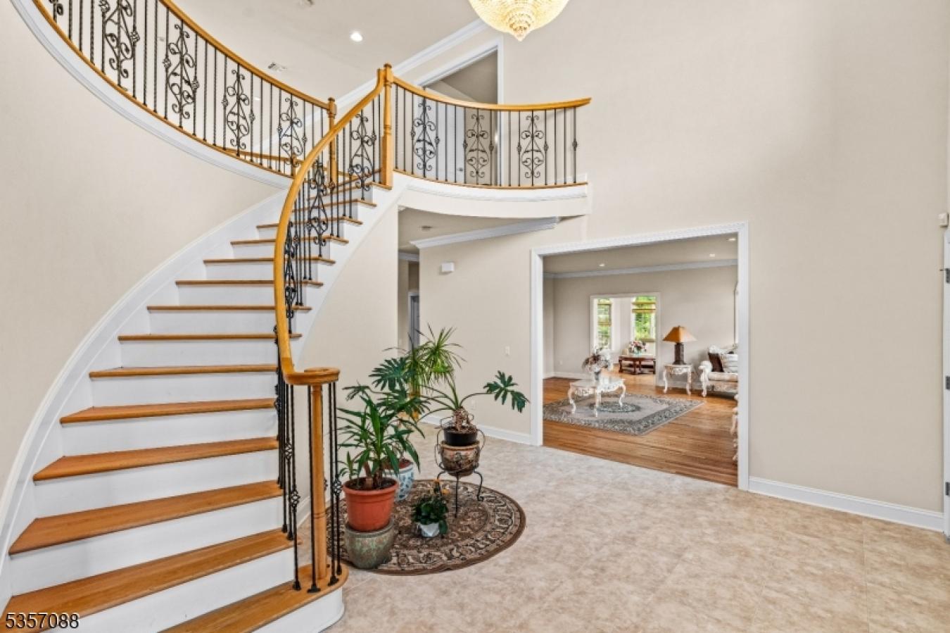 Montville Twp., Morris, 07045, United States, 6 Bedrooms Bedrooms, ,4 BathroomsBathrooms,Residential,For Sale,1820750