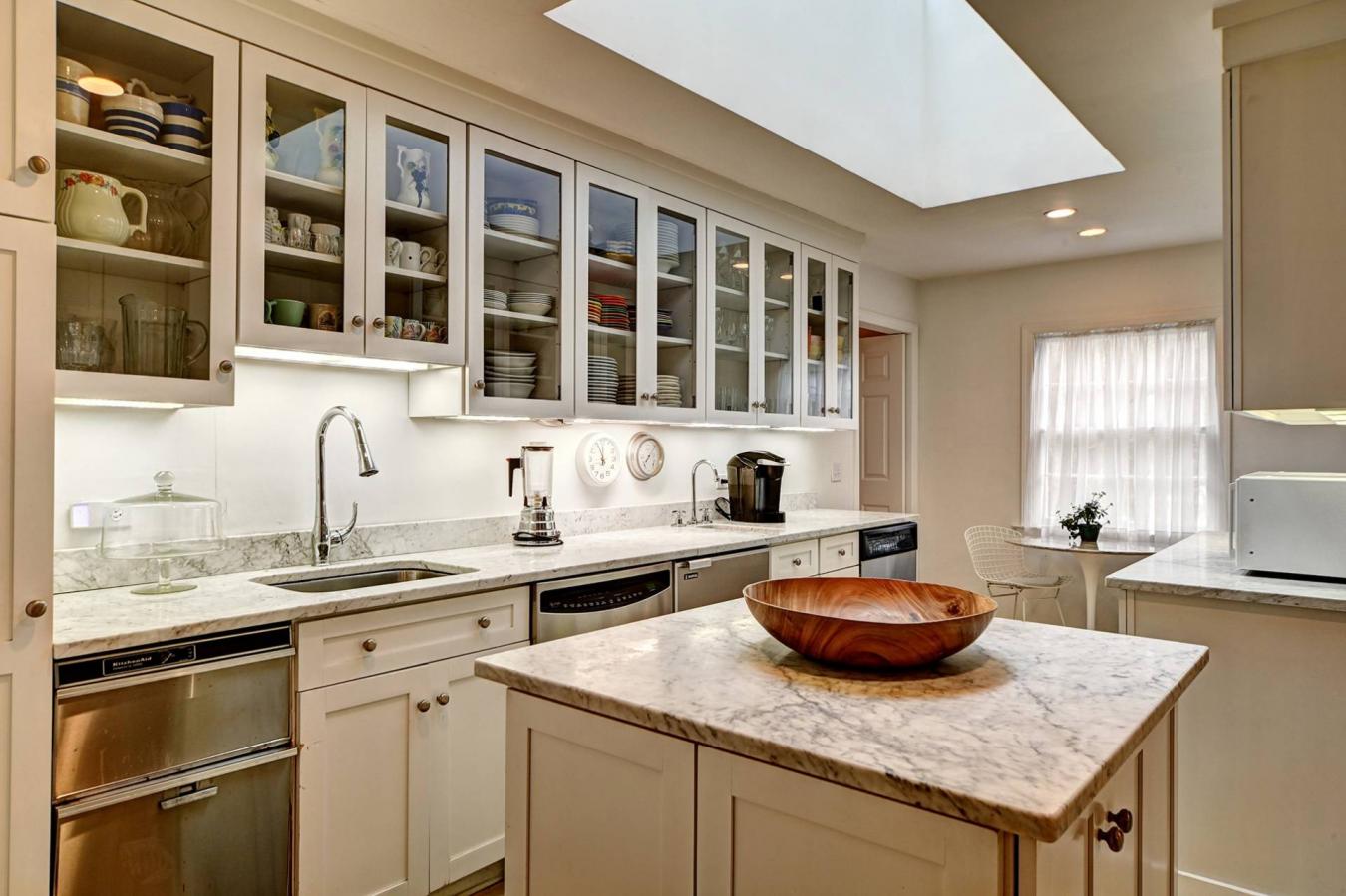 Village of Southampton, New York, 11968, United States, 6 Bedrooms Bedrooms, ,4 BathroomsBathrooms,Residential,For Sale,1811625