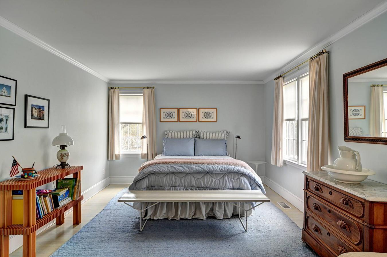 Village of Southampton, New York, 11968, United States, 6 Bedrooms Bedrooms, ,4 BathroomsBathrooms,Residential,For Sale,1811625