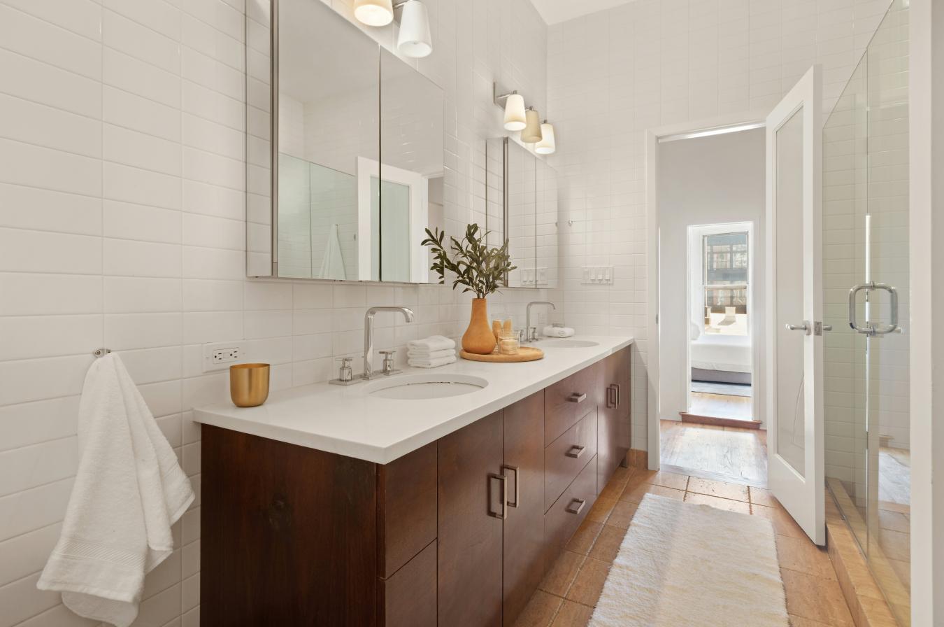 Soho, New York, 10012, United States, 3 Bedrooms Bedrooms, ,3 BathroomsBathrooms,Residential,For Sale,1952746