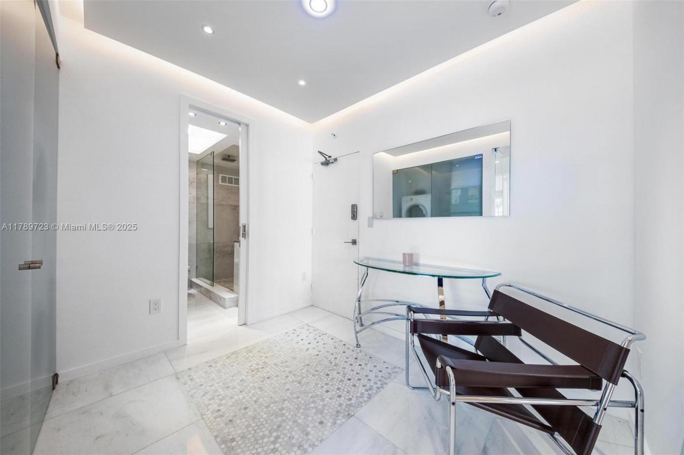 Miami Beach, Florida, 33139, United States, 2 Bedrooms Bedrooms, ,3 BathroomsBathrooms,Residential,For Sale,1820749