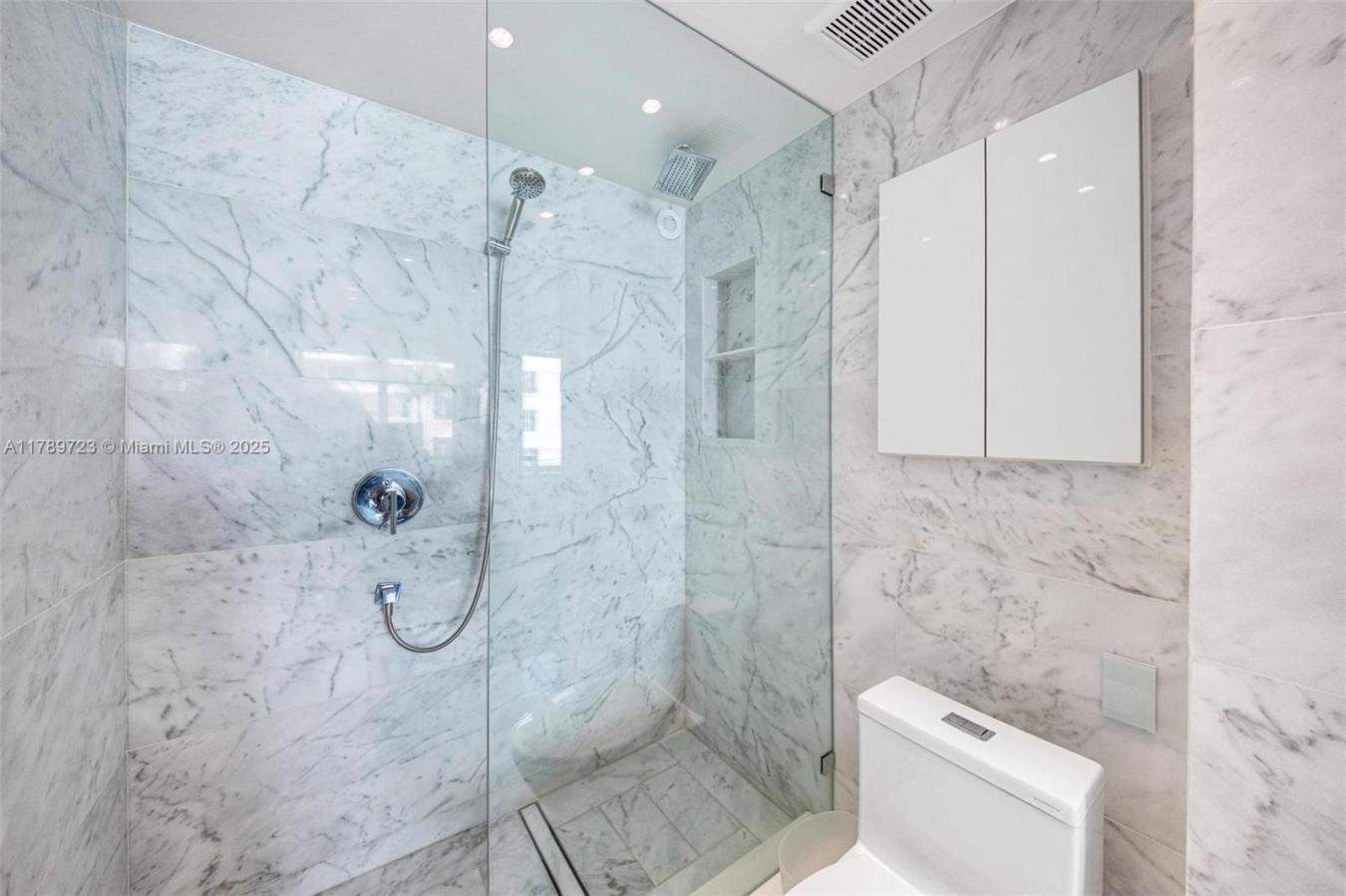 Miami Beach, Florida, 33139, United States, 2 Bedrooms Bedrooms, ,3 BathroomsBathrooms,Residential,For Sale,1820749