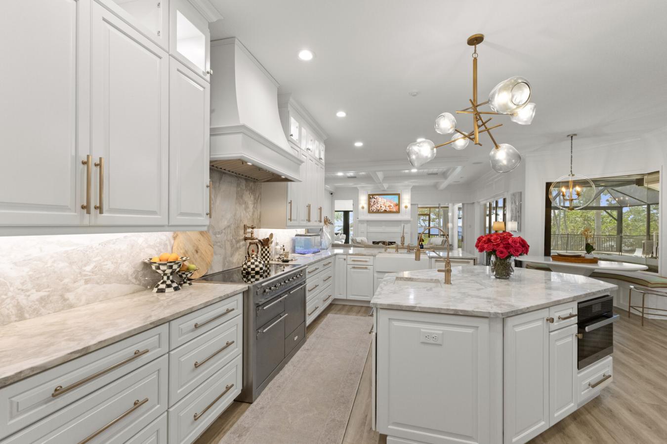 Bradenton, Manatee, 34209, United States, 5 Bedrooms Bedrooms, ,5 BathroomsBathrooms,Residential,For Sale,1811600