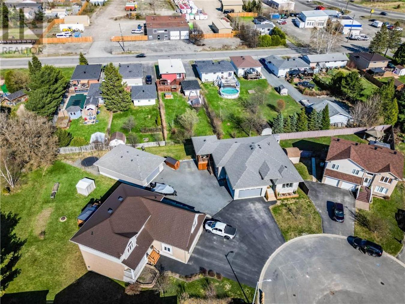 Val Therese, ON, P3P1S3, Canada, 6 Bedrooms Bedrooms, ,3 BathroomsBathrooms,Residential,For Sale,1820745