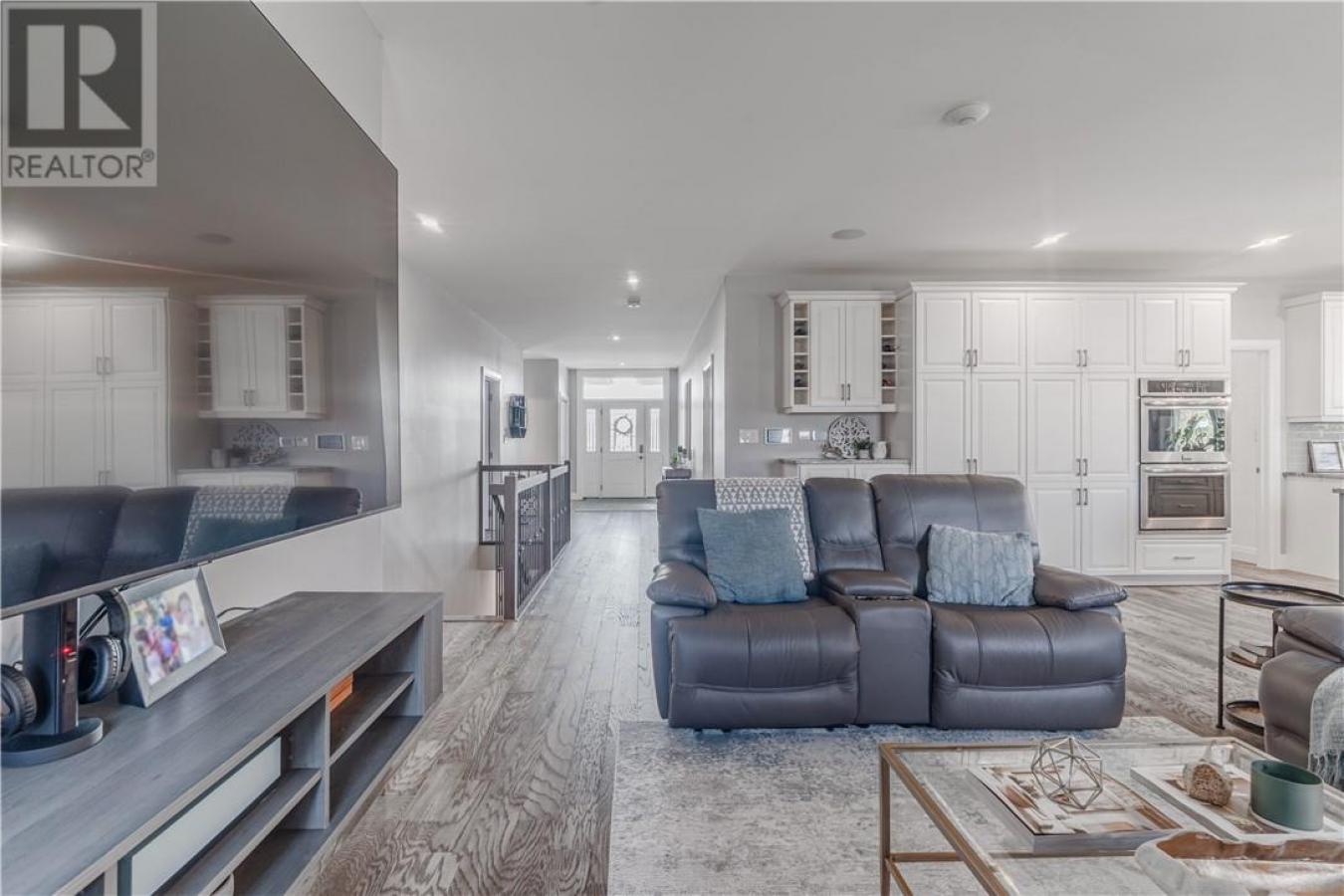 Val Therese, ON, P3P1S3, Canada, 6 Bedrooms Bedrooms, ,3 BathroomsBathrooms,Residential,For Sale,1820745