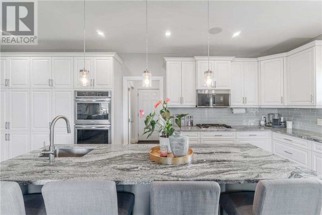 Val Therese, ON, P3P1S3, Canada, 6 Bedrooms Bedrooms, ,3 BathroomsBathrooms,Residential,For Sale,1820745