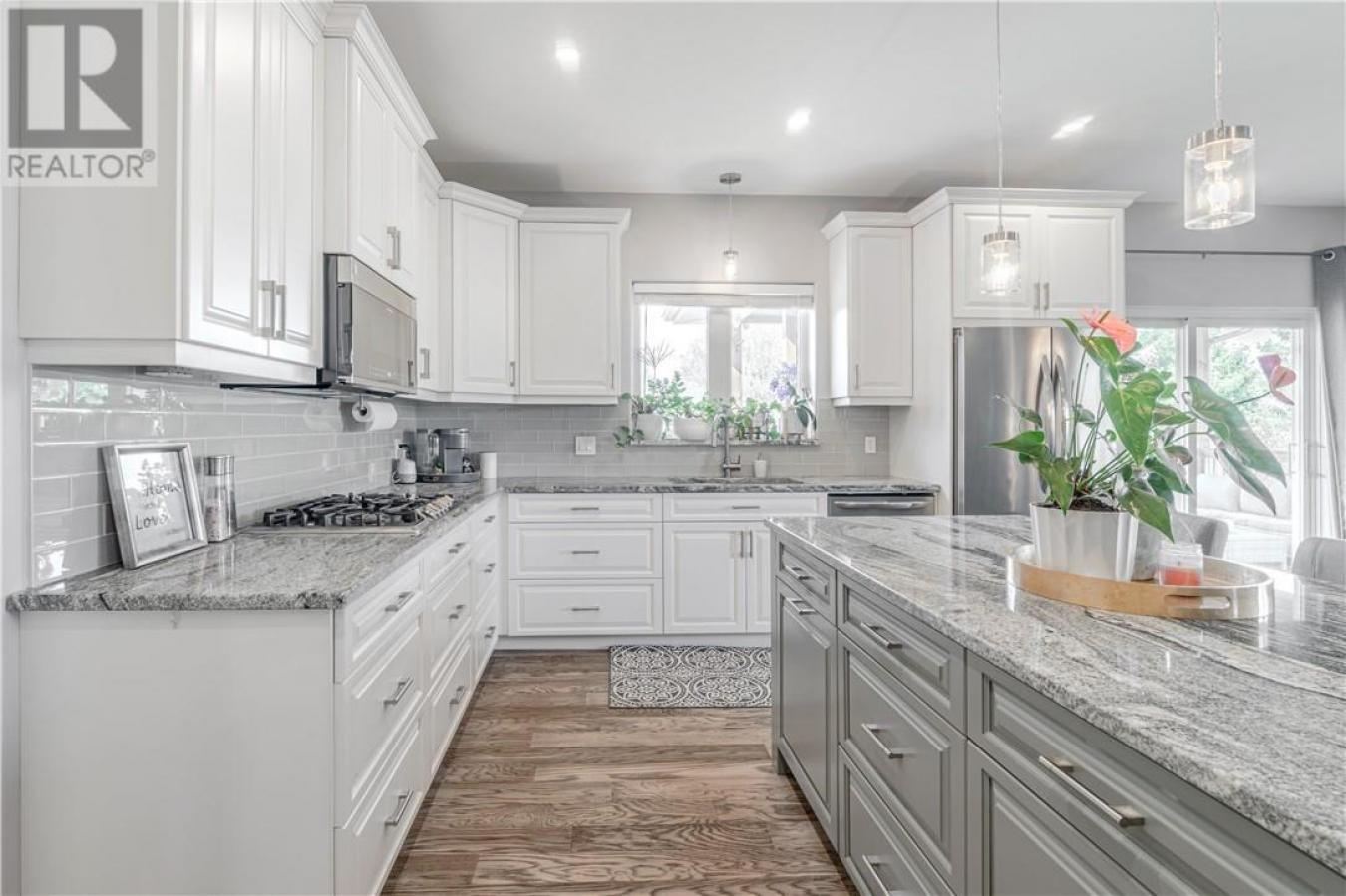 Val Therese, ON, P3P1S3, Canada, 6 Bedrooms Bedrooms, ,3 BathroomsBathrooms,Residential,For Sale,1820745