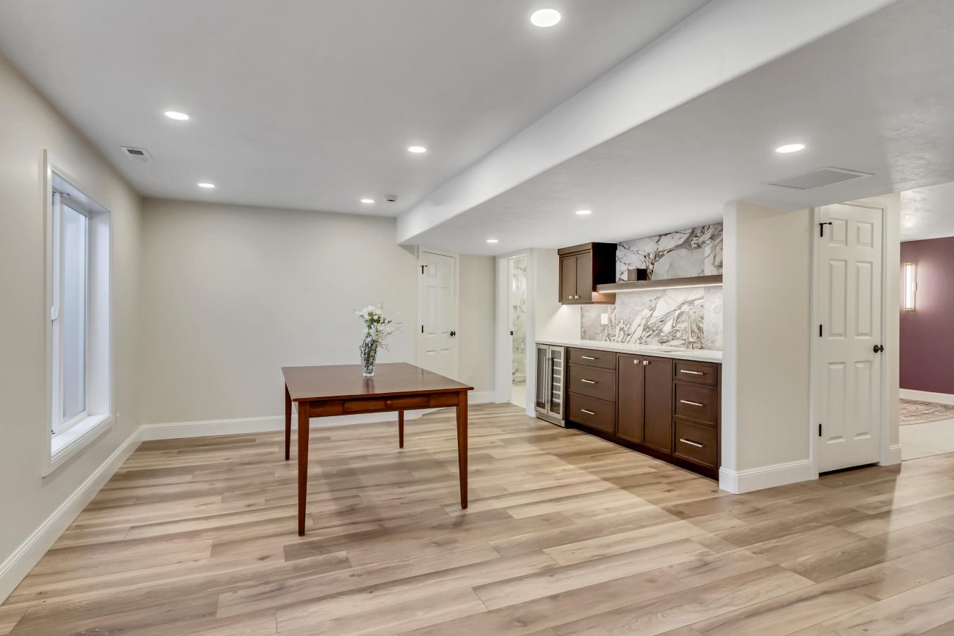 Highland, Utah, 84003, United States, 6 Bedrooms Bedrooms, ,4 BathroomsBathrooms,Residential,For Sale,1820744