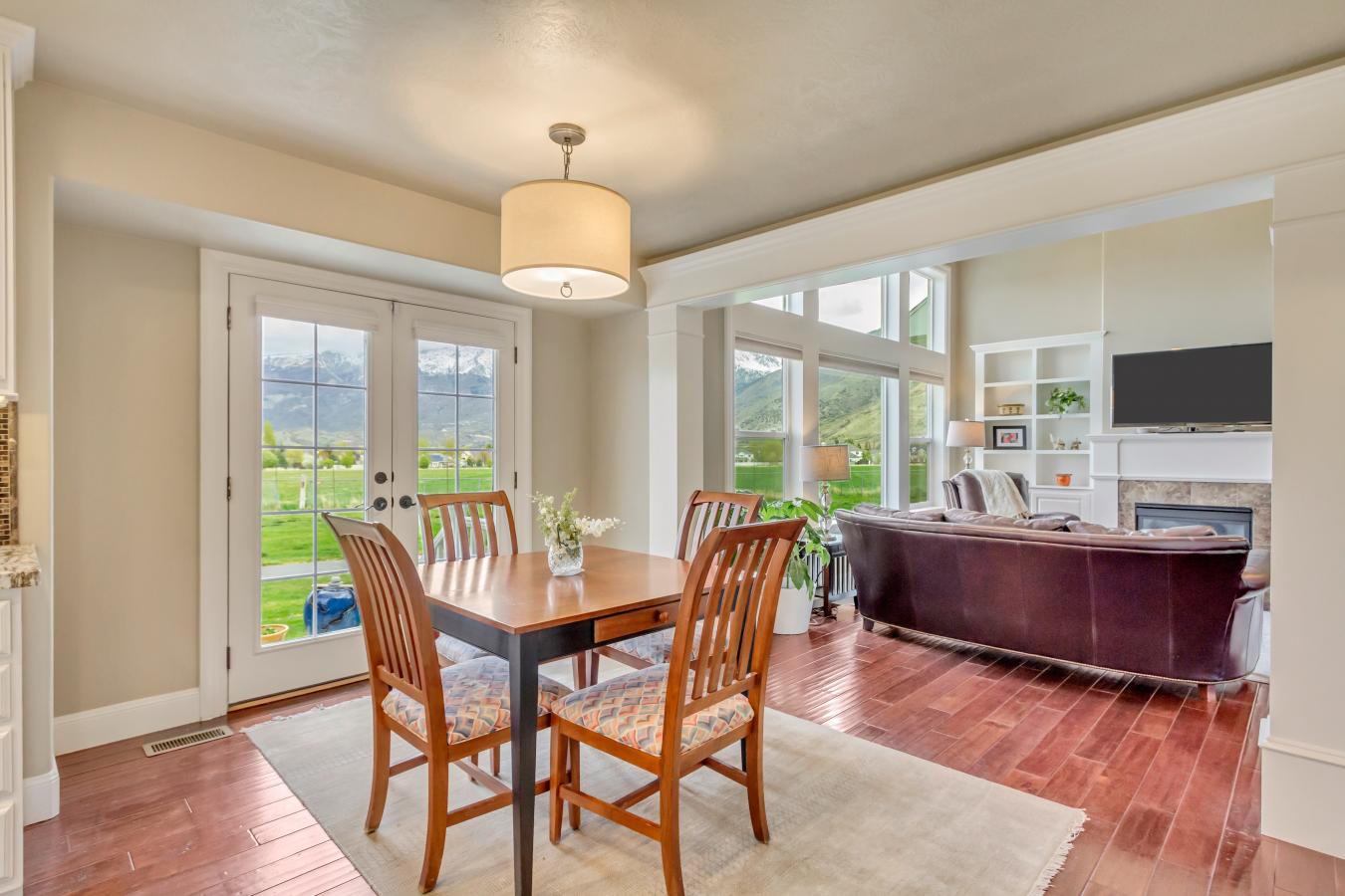 Highland, Utah, 84003, United States, 6 Bedrooms Bedrooms, ,4 BathroomsBathrooms,Residential,For Sale,1820744