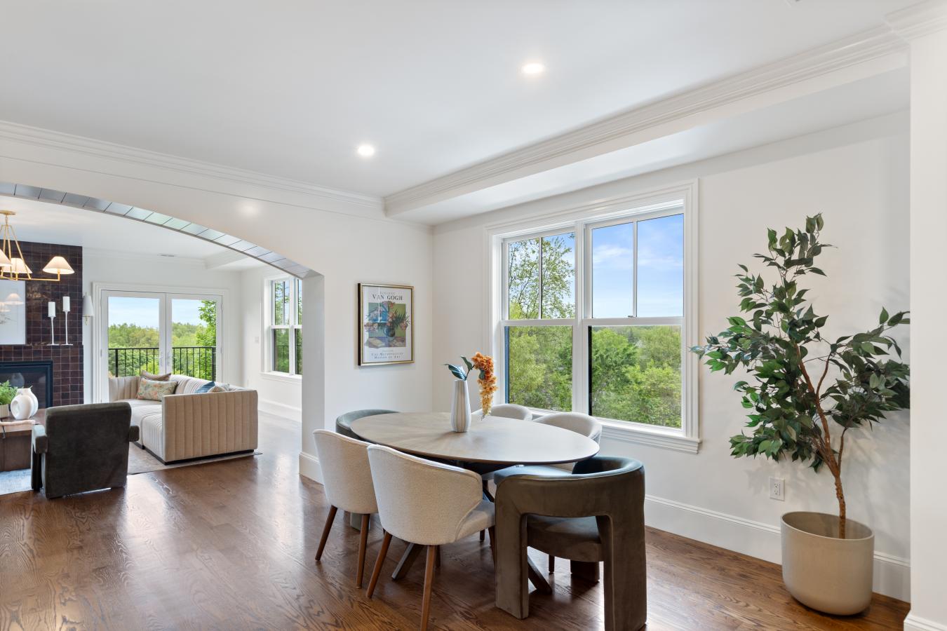 Brookline, Massachusetts, 02446, United States, 4 Bedrooms Bedrooms, ,2 BathroomsBathrooms,Residential,For Sale,1811593