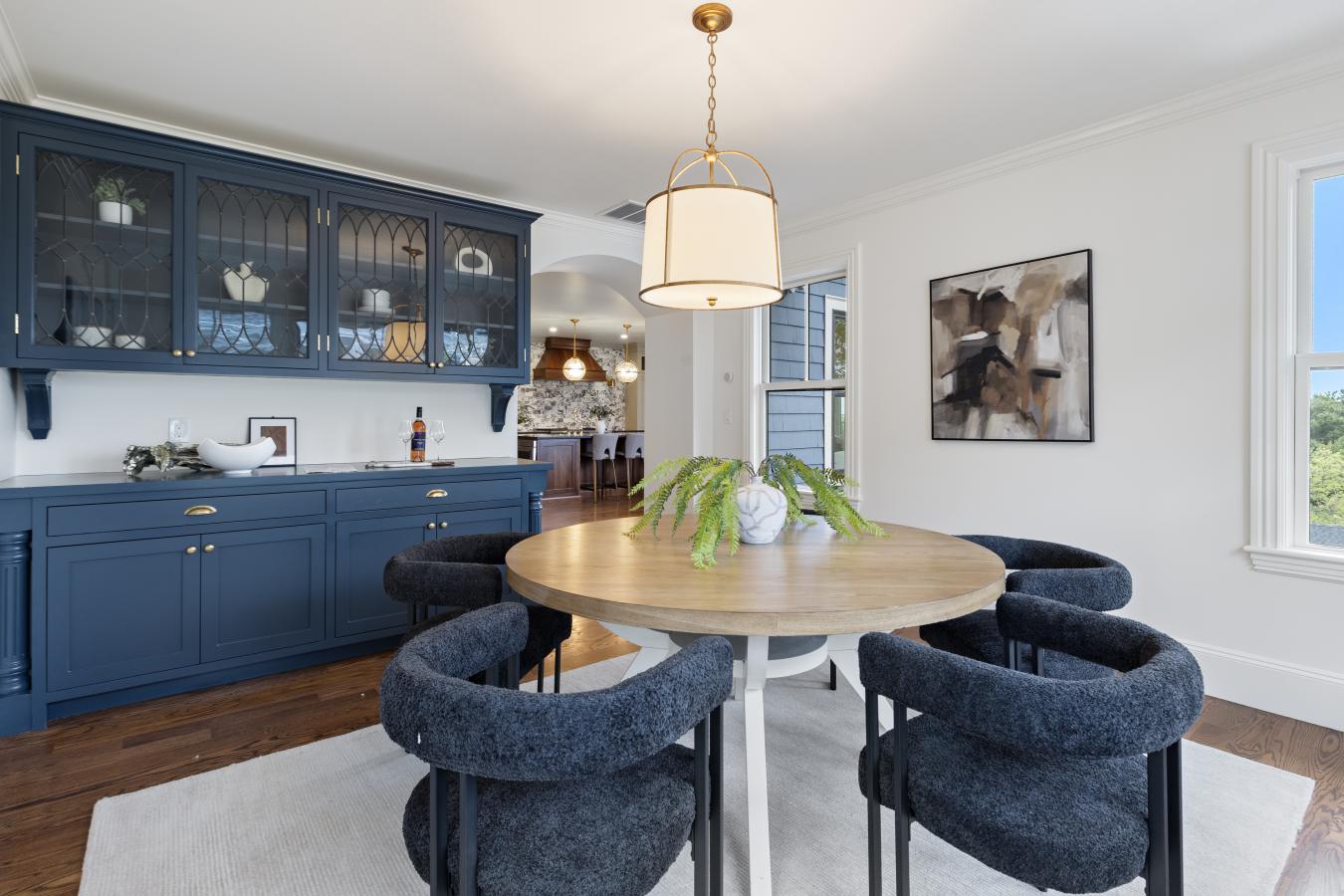 Brookline, Massachusetts, 02446, United States, 4 Bedrooms Bedrooms, ,2 BathroomsBathrooms,Residential,For Sale,1811593