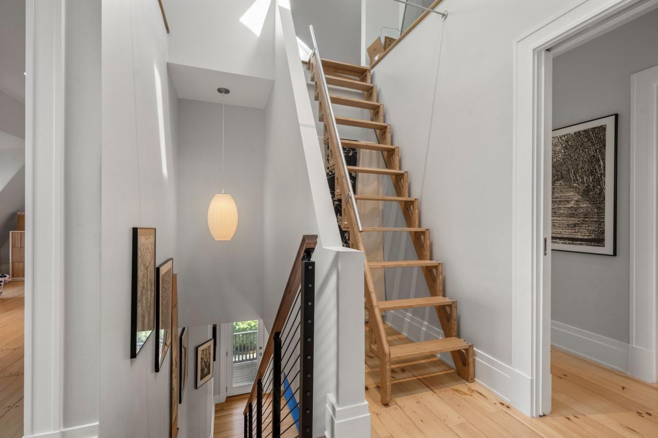 Cambridge, Massachusetts, 02139, United States, 10 Bedrooms Bedrooms, ,4 BathroomsBathrooms,Residential,For Sale,1820742