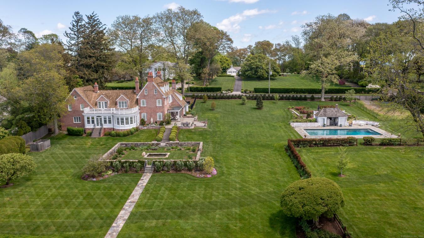 Fairfield, Connecticut, 06824, United States, 6 Bedrooms Bedrooms, ,6 BathroomsBathrooms,Residential,For Sale,1811594