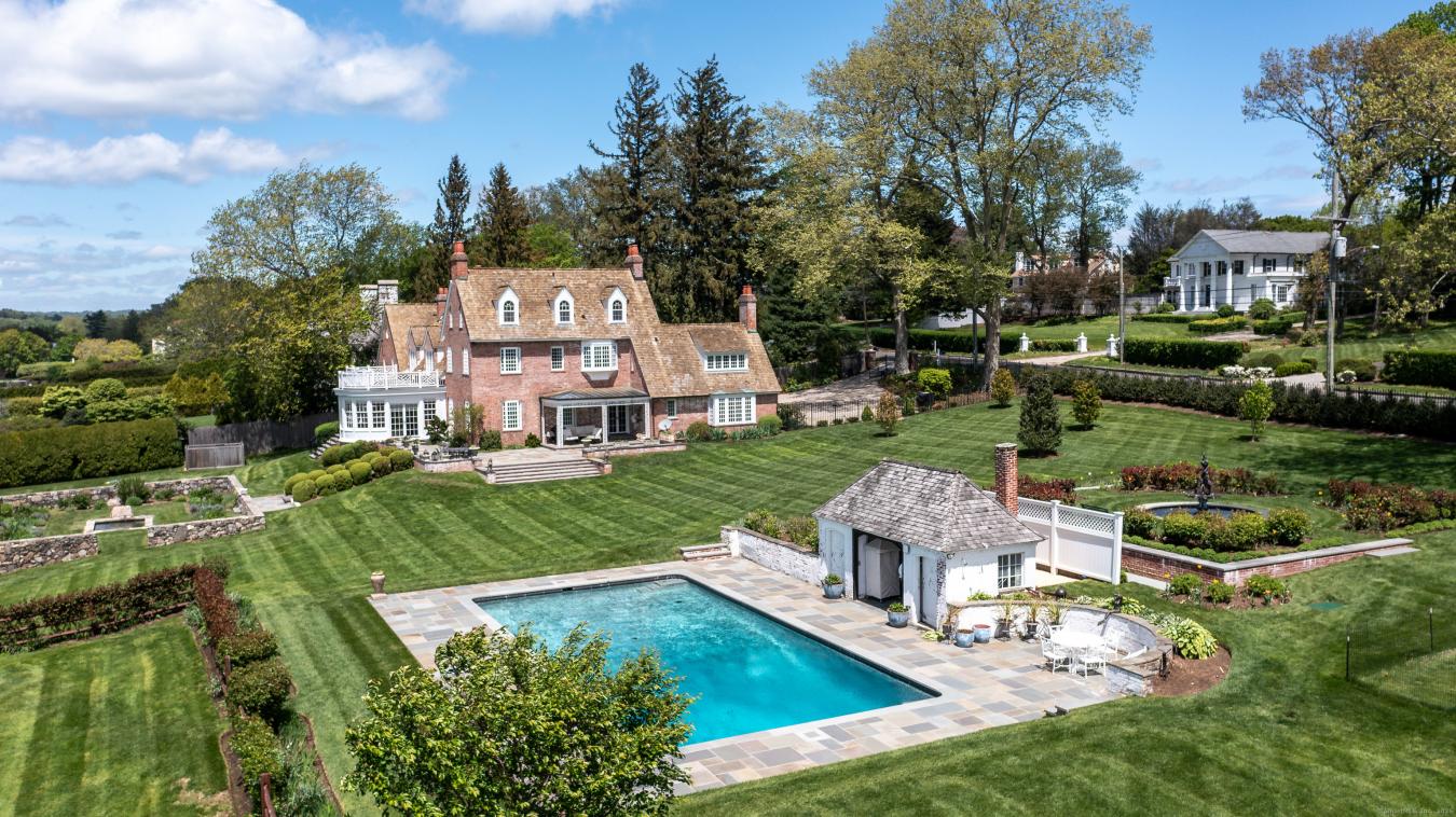 Fairfield, Connecticut, 06824, United States, 6 Bedrooms Bedrooms, ,6 BathroomsBathrooms,Residential,For Sale,1811594