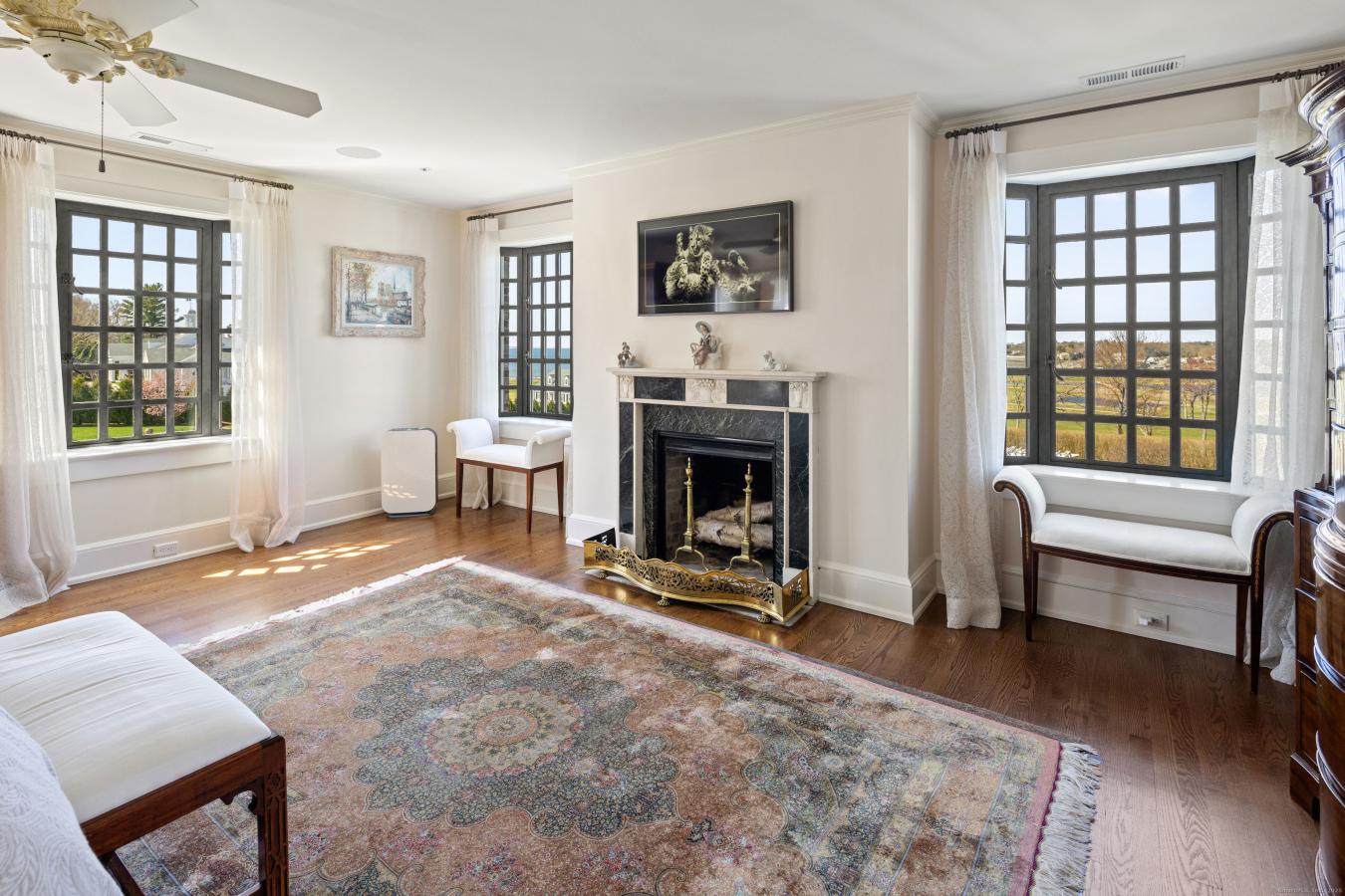 Fairfield, Connecticut, 06824, United States, 6 Bedrooms Bedrooms, ,6 BathroomsBathrooms,Residential,For Sale,1811594