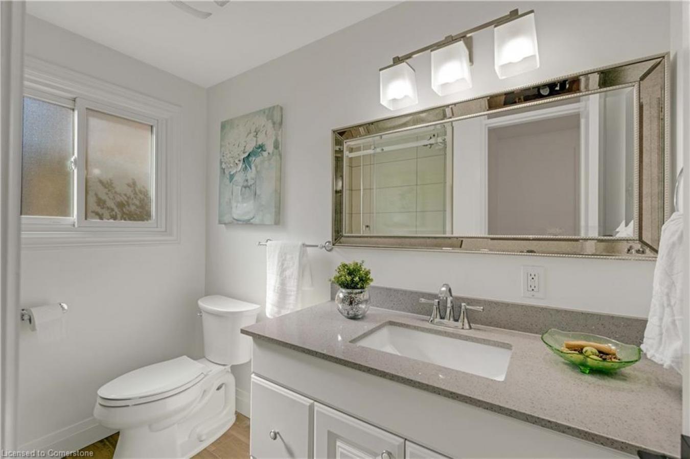 Mississauga, ON, L5J 3R2, Canada, 4 Bedrooms Bedrooms, ,3 BathroomsBathrooms,Residential,For Sale,1820730