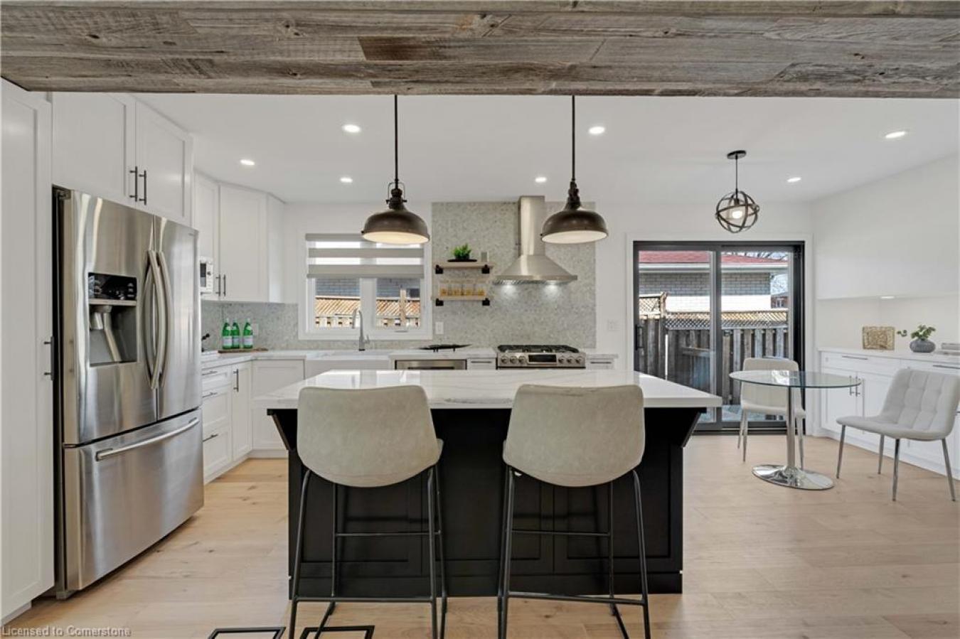 Mississauga, ON, L5J 3R2, Canada, 4 Bedrooms Bedrooms, ,3 BathroomsBathrooms,Residential,For Sale,1820730