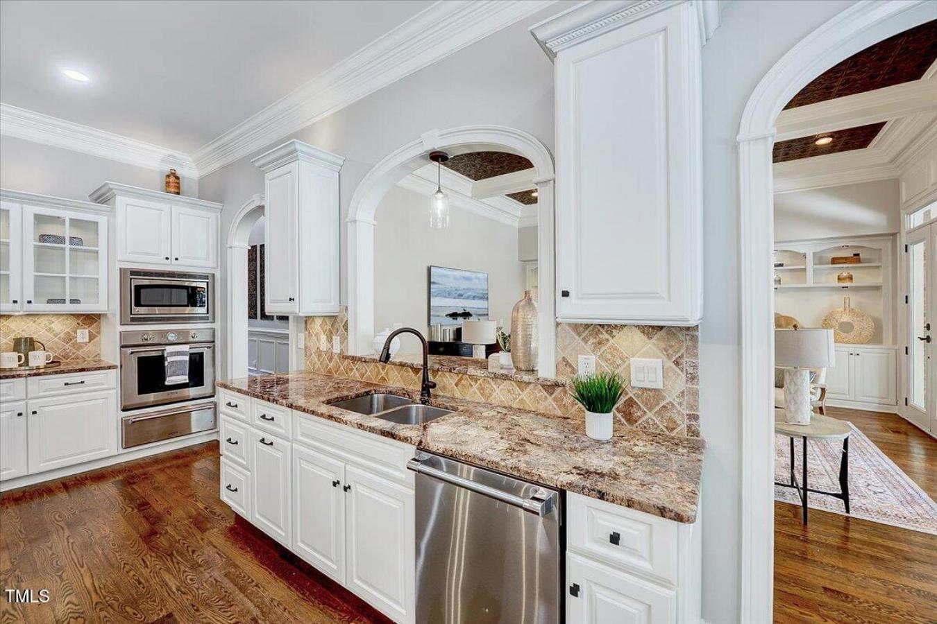 Chapel Hill, North Carolina, 27517, United States, 5 Bedrooms Bedrooms, ,4 BathroomsBathrooms,Residential,For Sale,1936040