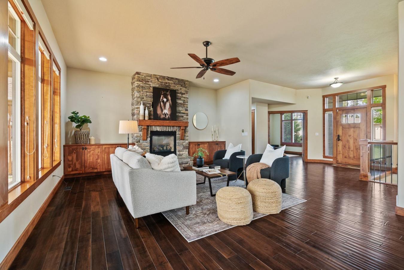 Spokane, Spokane, 99208, United States, 4 Bedrooms Bedrooms, ,3 BathroomsBathrooms,Residential,For Sale,1820720
