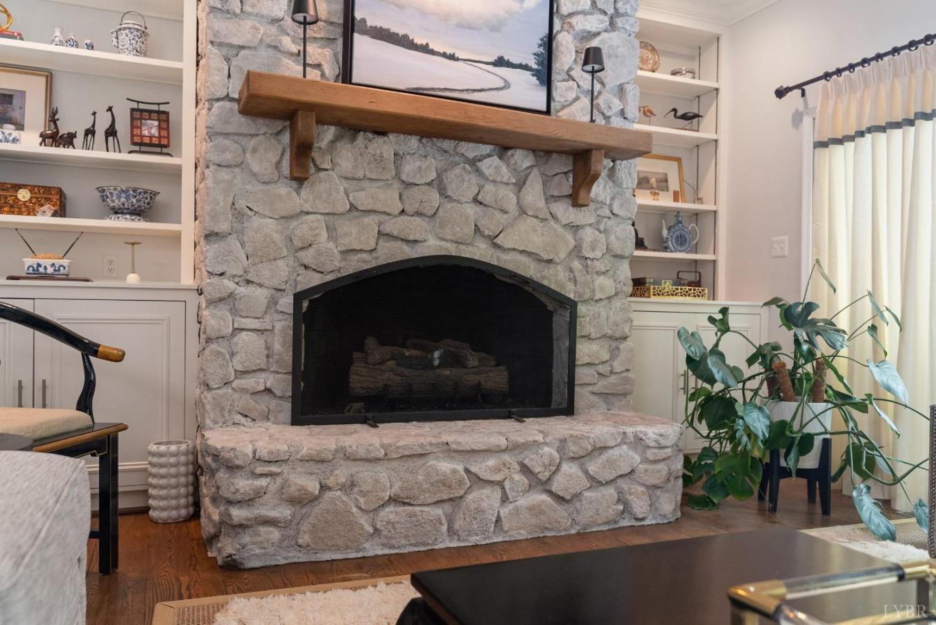 Lynchburg, Virginia, 24503, United States, 4 Bedrooms Bedrooms, ,3 BathroomsBathrooms,Residential,For Sale,1820718