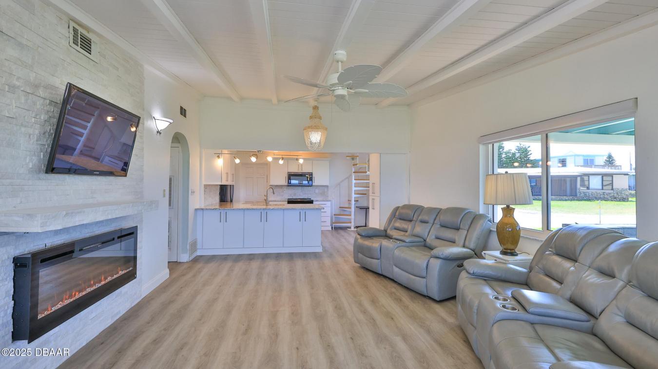 Ormond Beach, Florida, 32176, United States, 3 Bedrooms Bedrooms, ,2 BathroomsBathrooms,Residential,For Sale,1824412