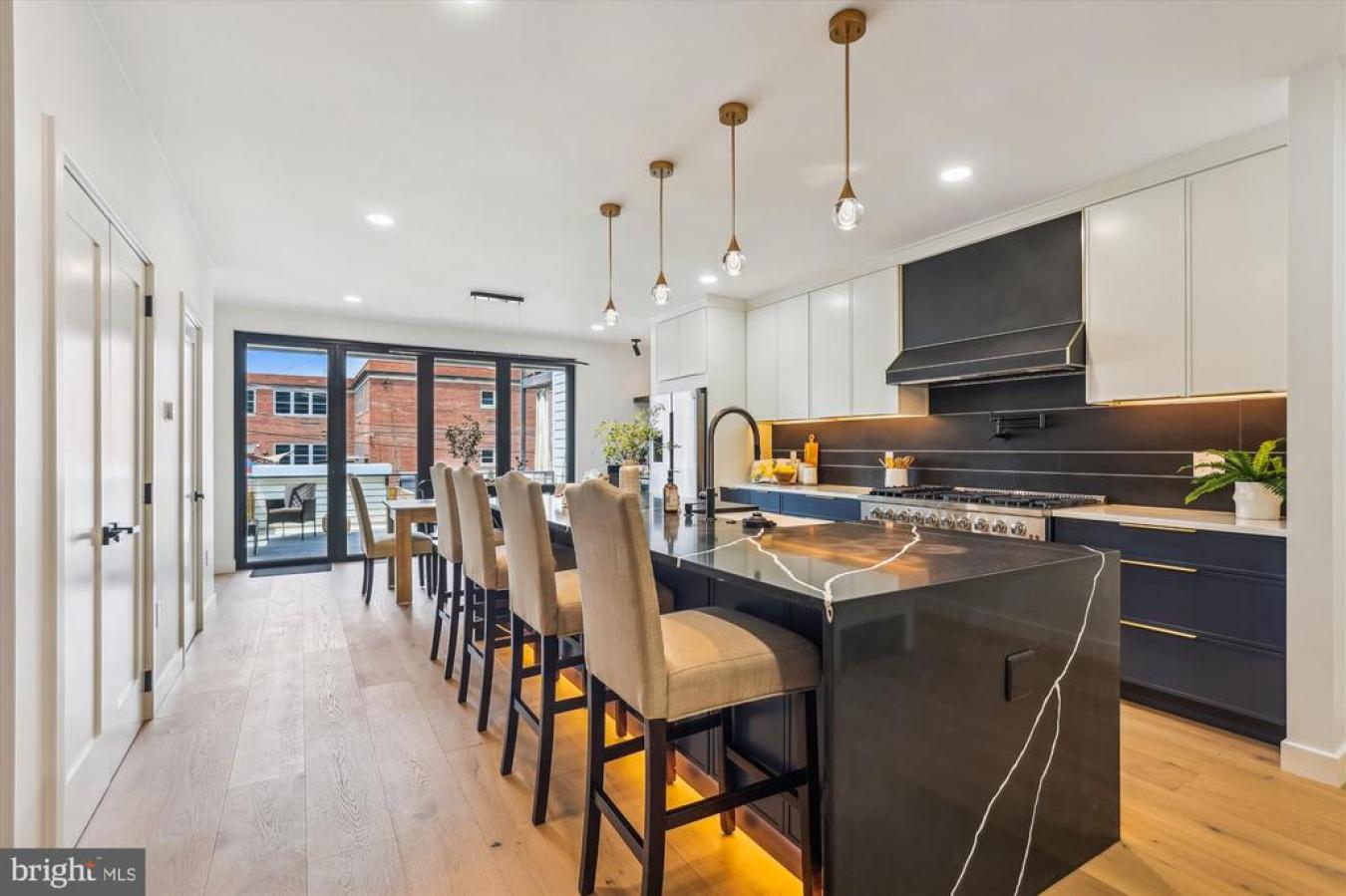 Washington, District Of Columbia, 20011, United States, 5 Bedrooms Bedrooms, ,3 BathroomsBathrooms,Residential,For Sale,1824397