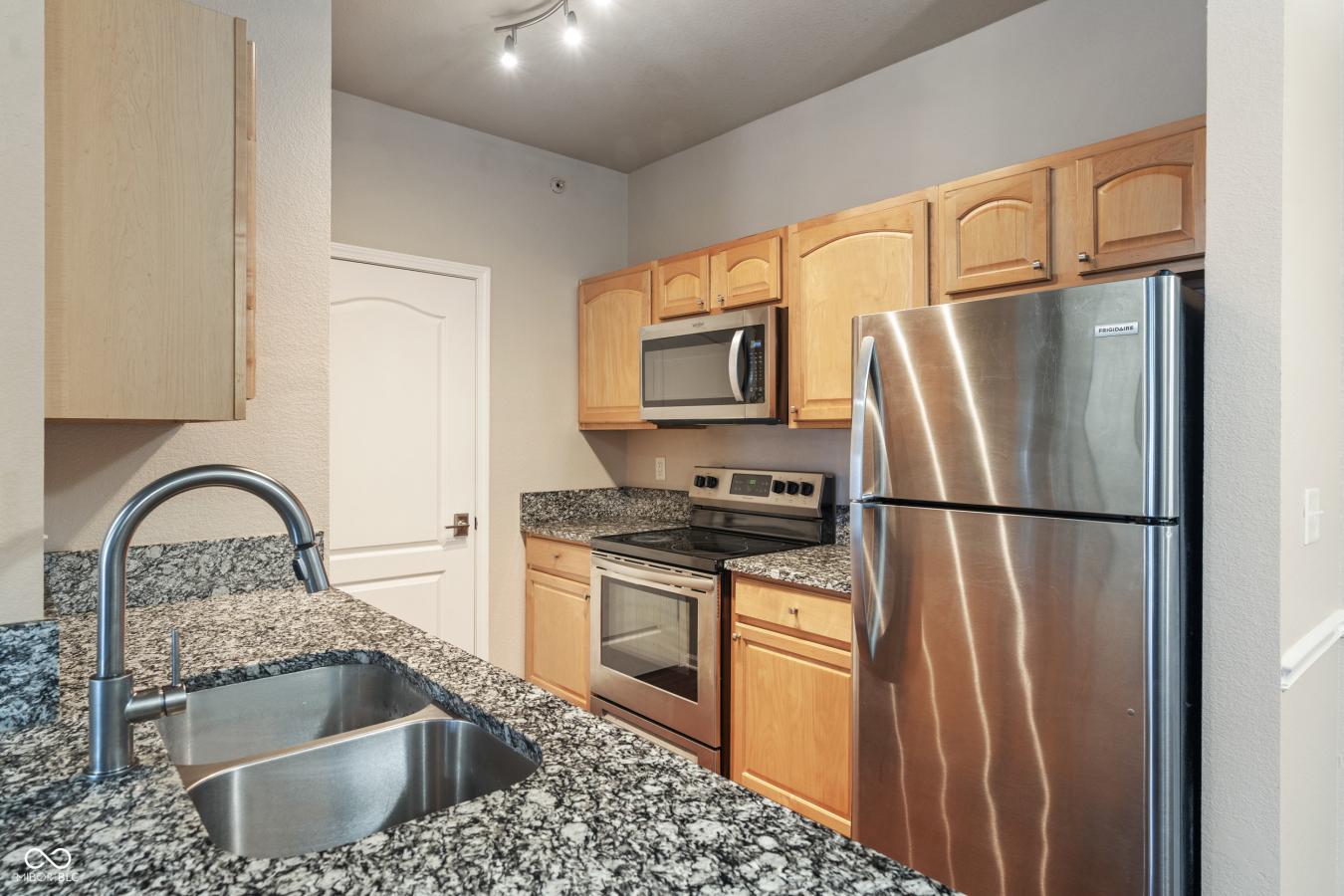 12863 Tradd Unit 1D, Carmel, IN, 46032, United States, 2 Bedrooms Bedrooms, ,2 BathroomsBathrooms,Residential,For Sale,12863 Tradd Unit 1D,214123